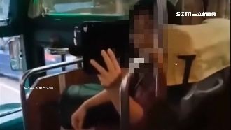 不滿垃圾桶放座位旁　司機乘客起口角