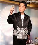 情歌王子張信哲以「未來式」巡迴演唱會，（6）日2度攻進台北小巨蛋，人氣依然強強滾。（記者邱榮吉/攝影）