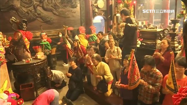 果真活百歲！一家10年跟大甲媽遶境