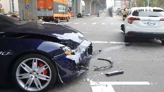 車主要賣腎了…國產車撞700萬海神