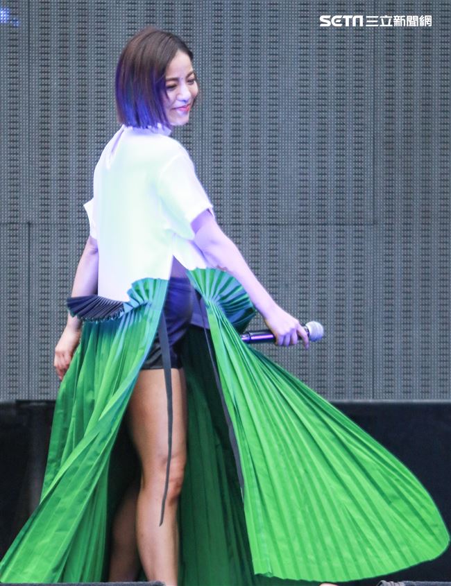 NONSTOP春日音樂祭表演嘉賓丁噹。（記者林士傑/攝影）