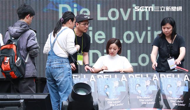 NONSTOP春日音樂祭表演嘉賓丁噹。（記者林士傑/攝影）