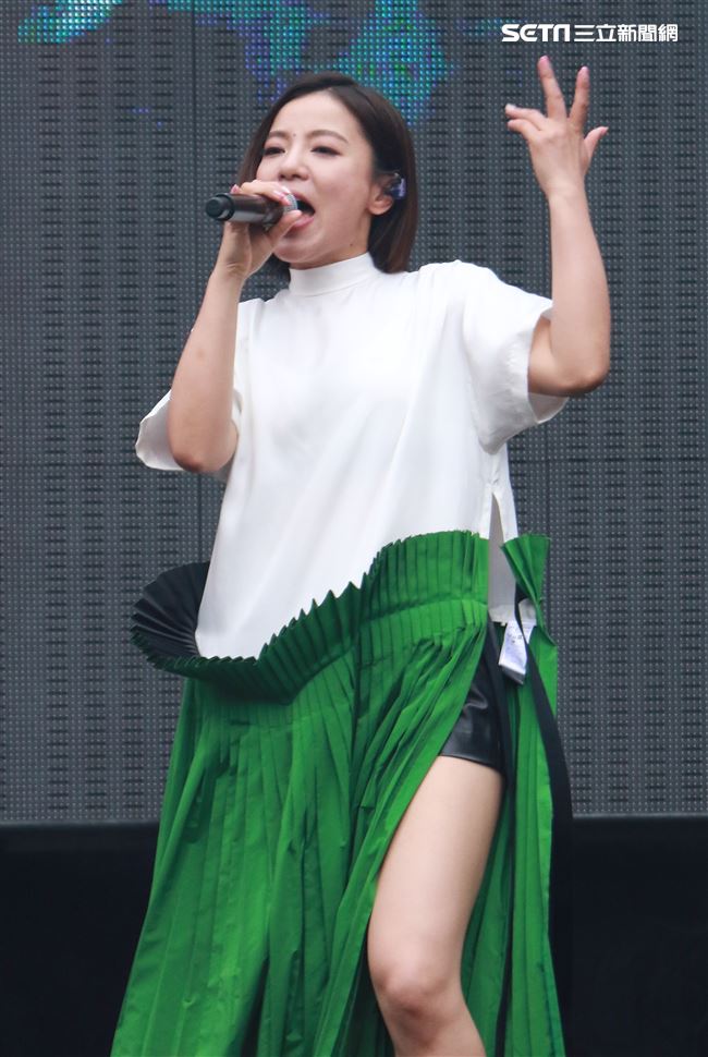 NONSTOP春日音樂祭表演嘉賓丁噹。（記者林士傑/攝影）