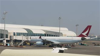 空中驚魂！目擊者：港龍班機三度噴火