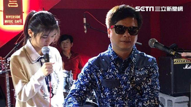 鋼琴詩人不懼先天障礙　分享自身經歷