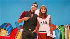 舒子晨跟「黑人」陳建州搭擋《上班這黨事》（圖／翻攝自臉書）