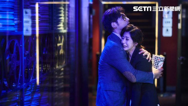 重返喪子地！賈靜雯淚喊「我過不去」