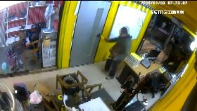 Ｌ斧頭砸車廠2400 