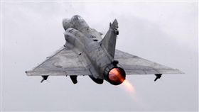 空軍健兒在春節期間全天候無論地勤弟兄還是飛官隨時戰備，在台海領空捍衛台灣領空，讓國人過著快樂的過年。（記者邱榮吉/攝影）