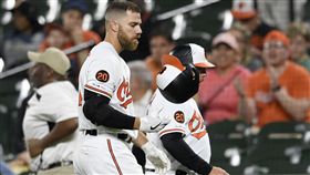 ▲今季安打尚未出現，讓戴維斯相當無奈。（圖／美聯社／達志影像）