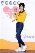 郭雪芙在經紀人建議下今年特地點了光明燈，希望是非能遠離。（圖／記者邱榮吉攝影）