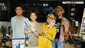 范宸菲第55場巡演中，好閨密女星范乙霏 （右）亂入跨刀。（圖／多利安提供）