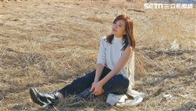 梁靜茹繼20年前《一夜長大》後重返加拿大錄新專輯。（圖／環球唱片提供）