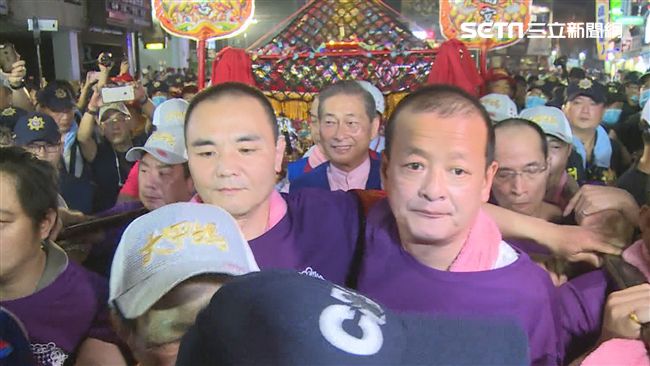 大甲媽亂鬥原因曝光　竟是白狼接了…