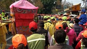 白沙屯媽祖,進香,遶境,追分國小,媽祖,粉紅跑車