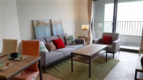 台北市都發局10日宣布「青年一期公共住宅」可供申請登記，依房型不同，租金從新台幣8100元至1萬9800元，7月可點交入住。圖為公宅內部陳設。（都發局提供）中央社記者劉建邦傳真 108年4月10日