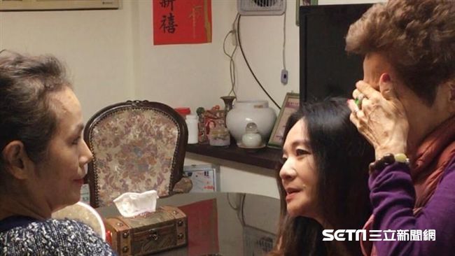 月亮歌后公開要錢！友訴：只想站起來