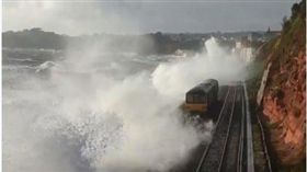 英國恐怖鐵道（圖／翻攝自推特）