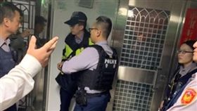 員警 圖翻攝臉書