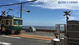 鎌倉平交道成為拍照夯景，也造成許多危險的亂象。