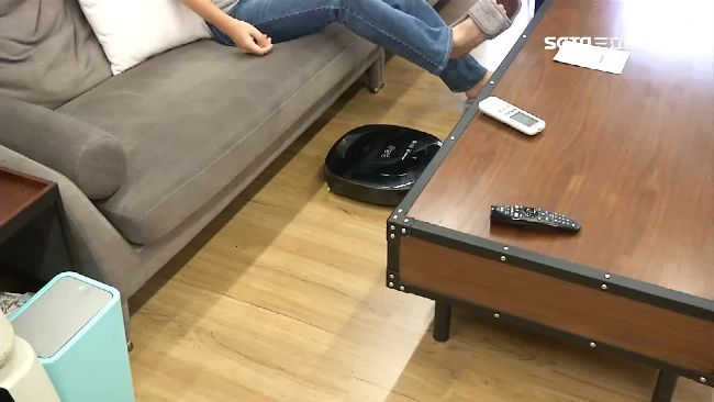 Robot於14日正式向法院聲請破產保護,並規劃由其中國主要供應商與代工夥伴接手經營,同時退出股市。消息一出震撼市場,iRobot股價週一開盤即崩跌72%,盤中一度暴挫75.2%,終場收跌72.7%。(示意圖/資料照)