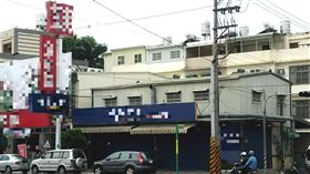 女大生爆料「嘉義豆奶攤中毒事件」，業者疑似換招牌繼續營業。（圖／翻攝自Dcard）