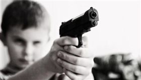 美國,爆頭,意外,槍,防身,弟弟,姊姊,好奇,玩,扣板機　圖／翻攝自Pixabay