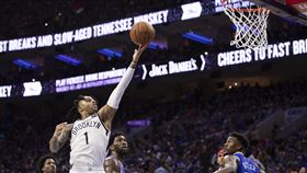 ▲D'Angleo Russell帶領籃網打敗76人。（圖／美聯社／達志影像）