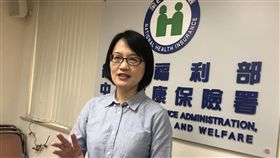 達文西手術自費健保兩頭賺　多家醫院遭點名違規健保署副署長蔡淑鈴（圖）14日表示，健保署分析大數據發現，有多家醫院疑似替患者做自費達文西手術，又違規申請健保給付，浮報金額恐高達新台幣3.55億元。中央社記者張茗喧攝　108年4月14日