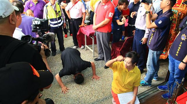 六房媽祖「破網路謠言」　將告網友　