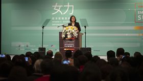 蔡英文總統16日上午出席「台美全球合作暨訓練架構-婦女賦權場次」。（圖／總統府提供）