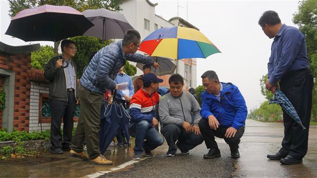 楊鎮浯重視金門路平　金山路率先整建