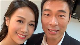 黃心穎曾在去年與許志安對唱。（圖／翻攝自黃心穎微博）