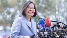 蔡英文總統17日出席台南市區漁會籌建多功能漁民活動中心動土典禮。（圖／總統府提供）