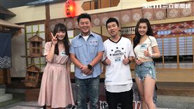 張立東對著語謙開玩具槍，要“BANG”做她的男朋友。
主持人庹宗康與來賓張立東、陳語謙、優妮合照。