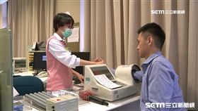 -健康檢查-量血壓-