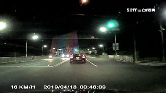 警攔查違規車遭撞　惡駕逃逸無蹤！