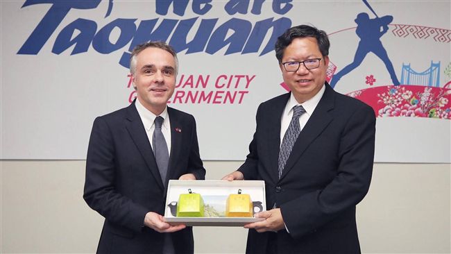 法在台協會訪桃市　鄭文燦關心聖母院