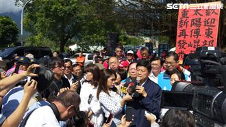 傅崐萁今出獄了！見郭台銘參選吐心聲