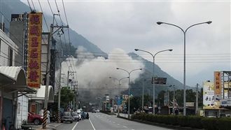 花蓮恐怖強震　蘇花崇德路段驚見山崩