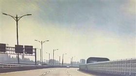 地震,花蓮,新北環快,路燈,強震,搖晃