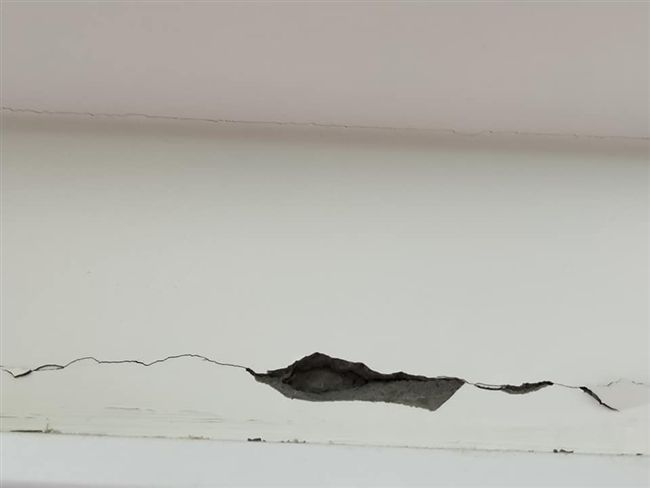 太好睡！網友睡醒發現震出「任意門」