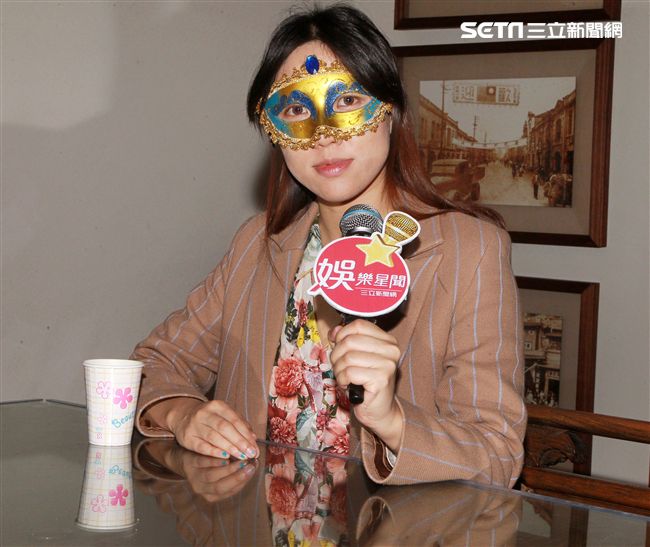 厭世姬專訪。（記者邱榮吉/攝影）