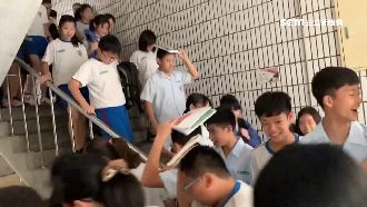 中平國中急疏散學生　聚操場避難