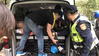 地震急救援！考驗警新制服機能！