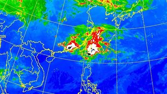 雷擊伴強風大雨！「颮線」進入南台灣