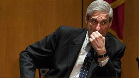 特別檢察官穆勒（Robert Swan Mueller III）。（圖／翻攝自Brent Andrew twitter）