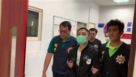 刑事局,槍砲彈藥刀械管制條例,毒品危害防制條例,改槍工廠,跳樓,廚房。翻攝畫面