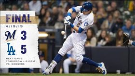 ▲葉立奇率先敲出本季第11號全壘打。（圖／翻攝自釀酒人推特）