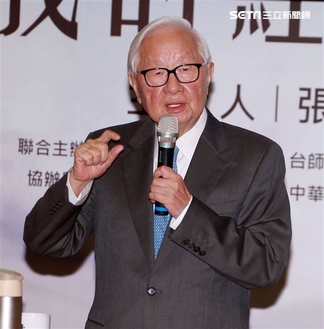 台大EMBA校友基金會前瞻講座，特別邀請張忠謀先生演講「我的經營學習｣。（記者邱榮吉/攝影）